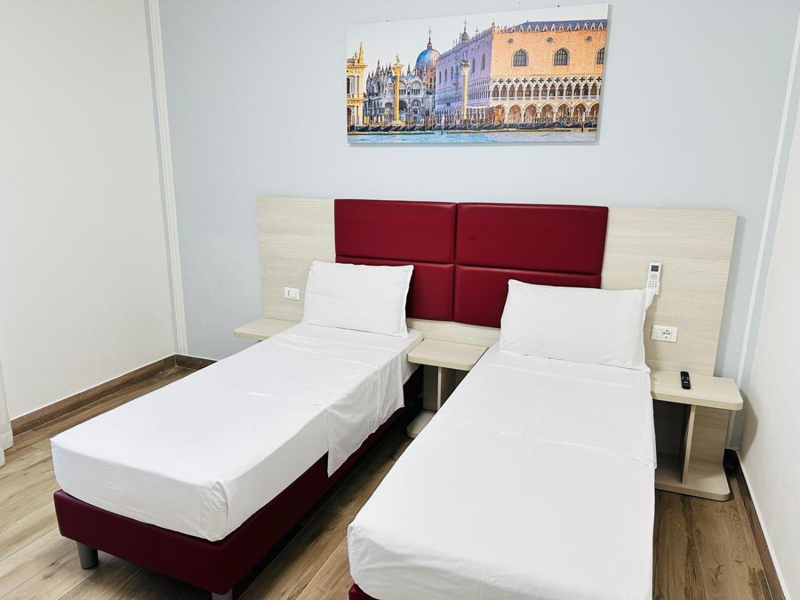 Venice Hub Mestre Exterior photo