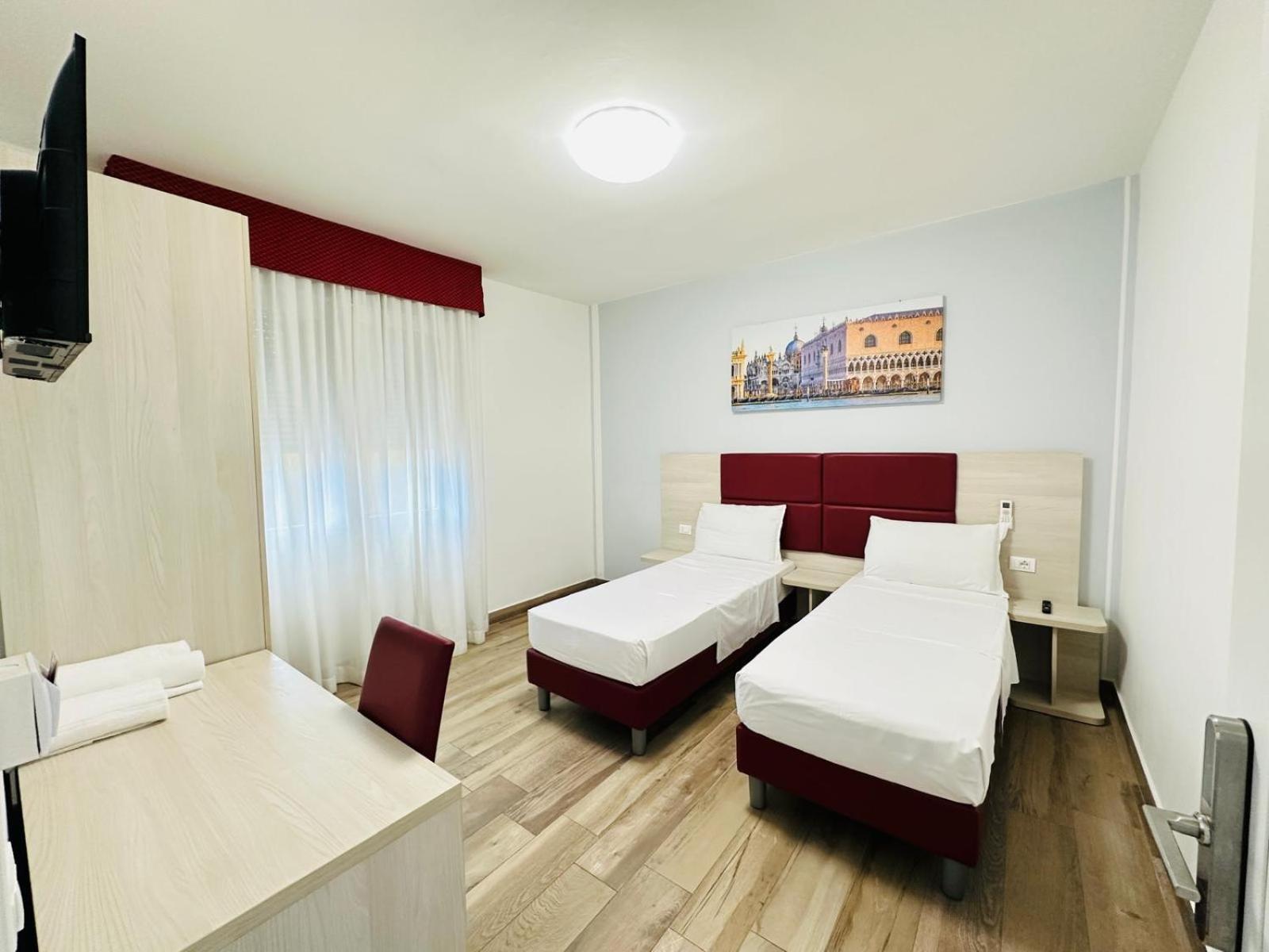 Venice Hub Mestre Exterior photo